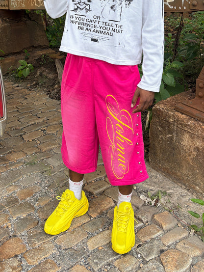 PINK CALLIGRAPHY CAPRI SHORTS
