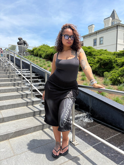 BLACK CALLIGRAPHY CAPRI SHORTS