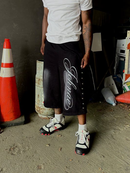 BLACK CALLIGRAPHY CAPRI SHORTS